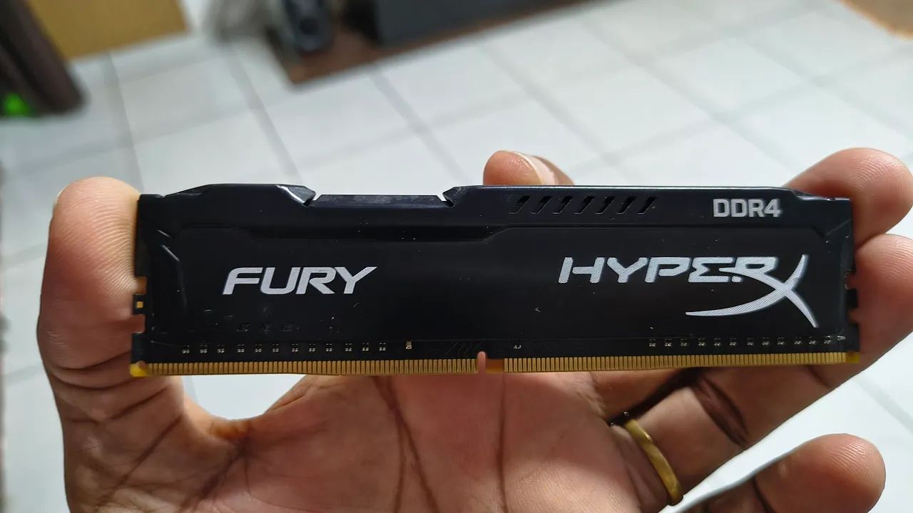 Memória DDR4 4 gigas
