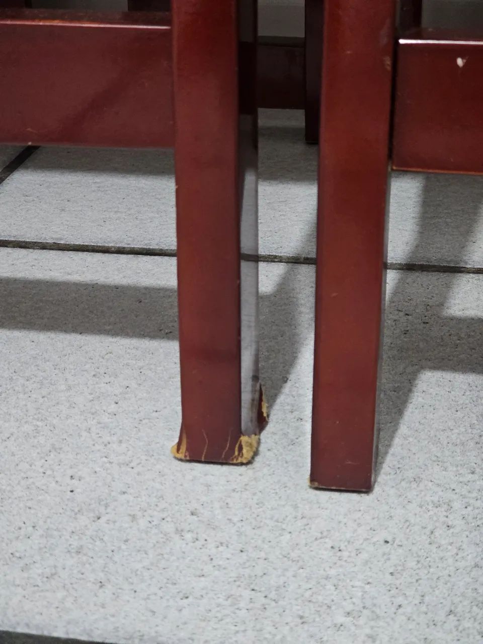 Cadeiras mogno estofadas - Foto 5