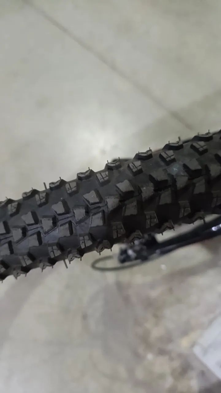 Bicicleta aro 29 Alumínio - Foto 3