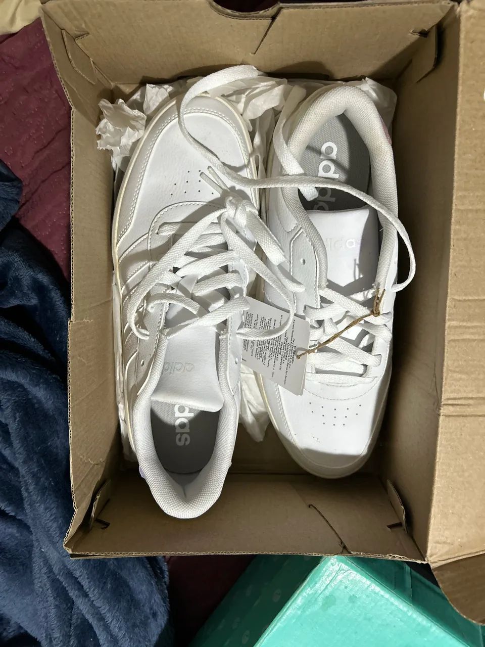 Tênis adidas 