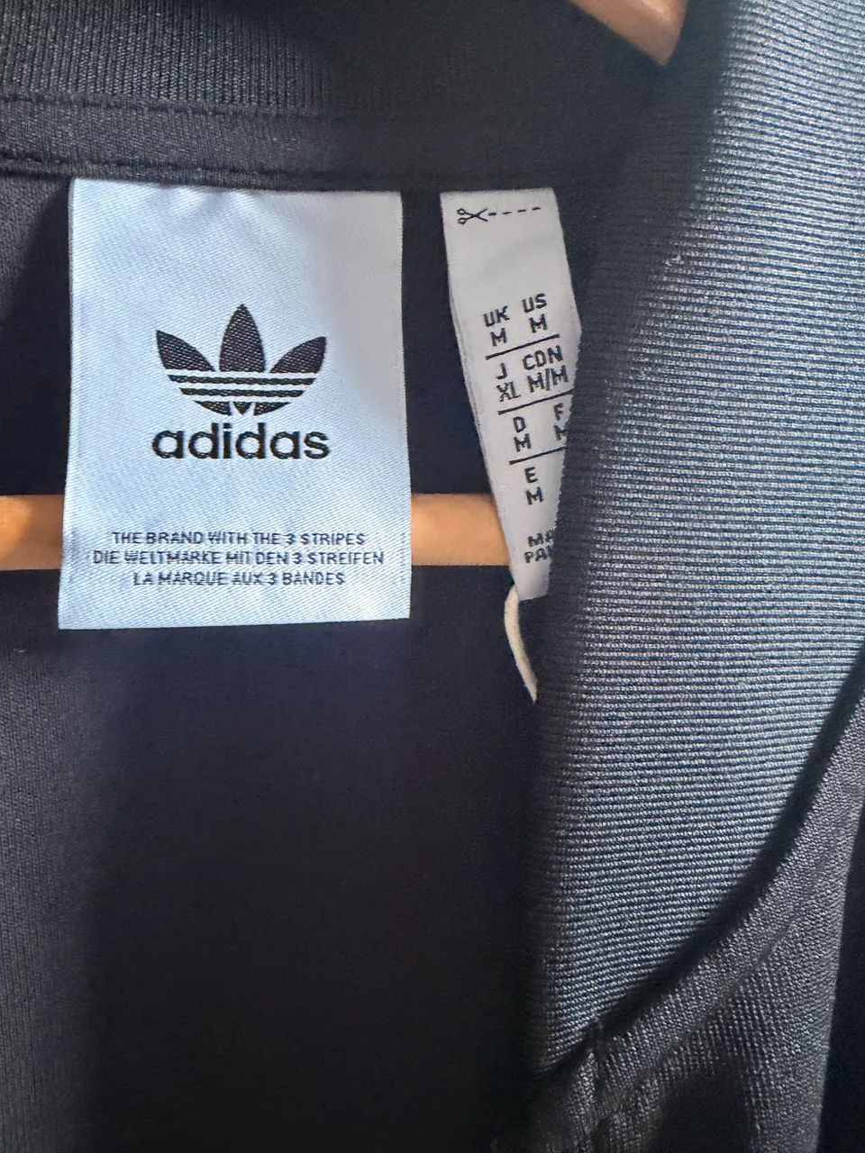 Moletom Adidas com etiqueta  - Foto 3