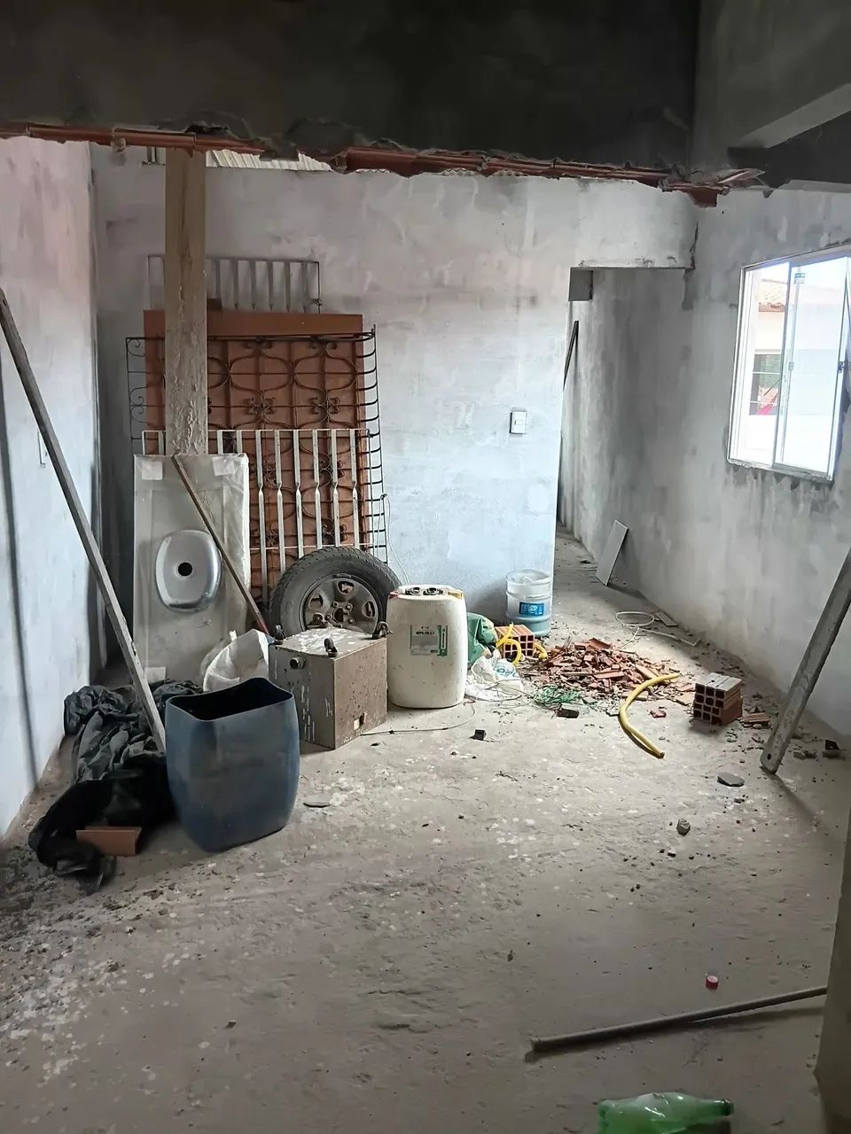 Vendo casa em fase final de reforma  - Foto 3