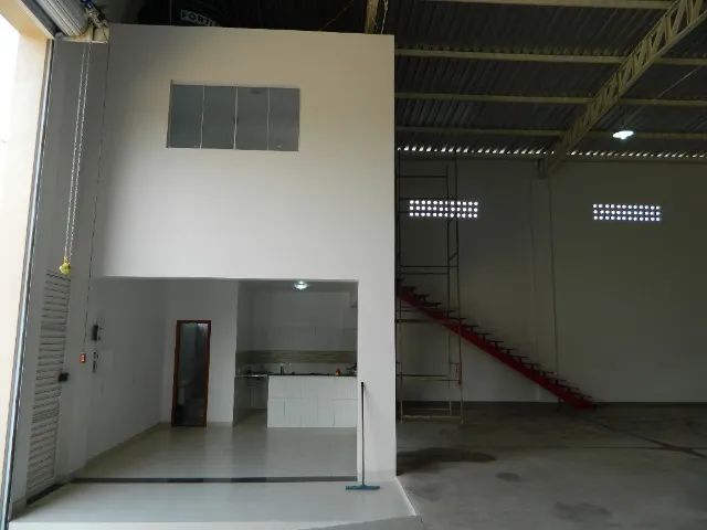AUGA-SE GALPÃO COMERCIAL DE ALVENARIA COM COBERTURA  - Foto 4
