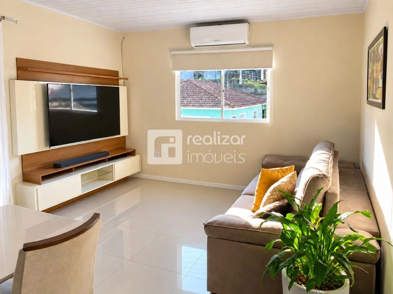 Casa com 3 quartos, sendo 1 suíte, no Itacorubi
