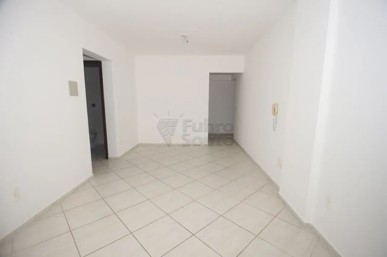 Apartamento Padrão em Pelotas - Foto 2