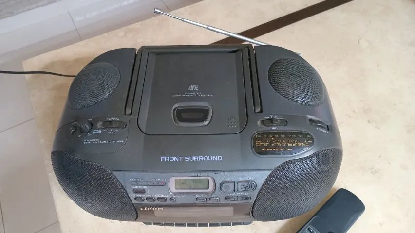 Micro System Aiwa CSD ES60 HR - Antigo Usado FUNCIONANDO mas com defeitos