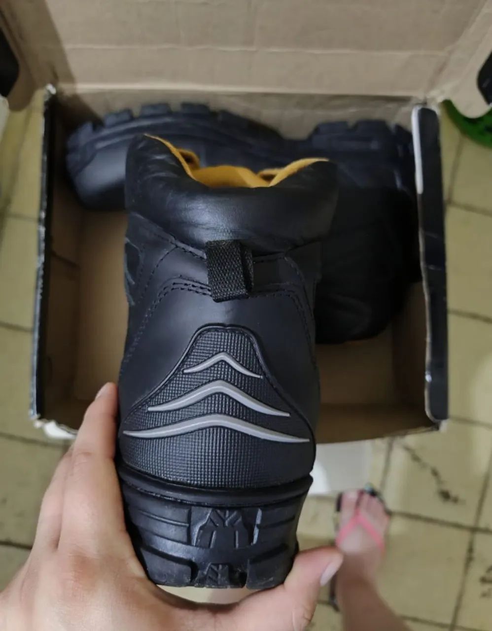 Bota número 48 - Foto 2