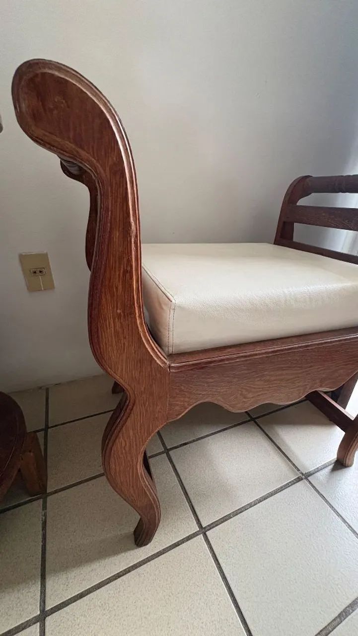 Poltronas namoradeira madeira angelim - Foto 3