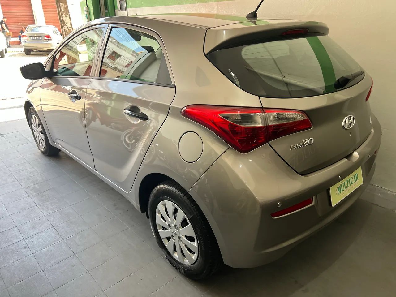 Hyundai HB20 Comf./c.plus/c.style 1.0 Flex 12V 2017 - Foto 2