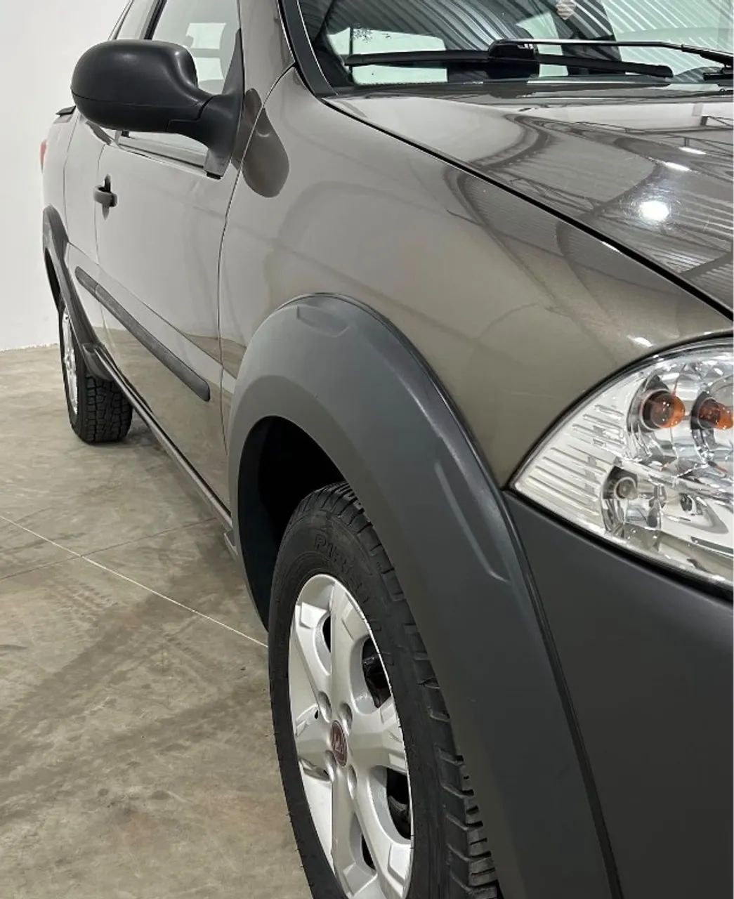 Fiat Strada Working 1.4 MPI Fire Flex 8V CD 2015 - Foto 2