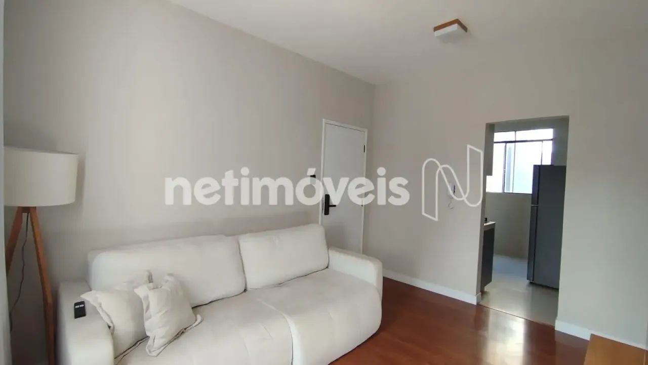 APARTAMENTO MOBILIADO E REFORMADO  2 QUARTOS E VAGA COBERTA - Foto 3