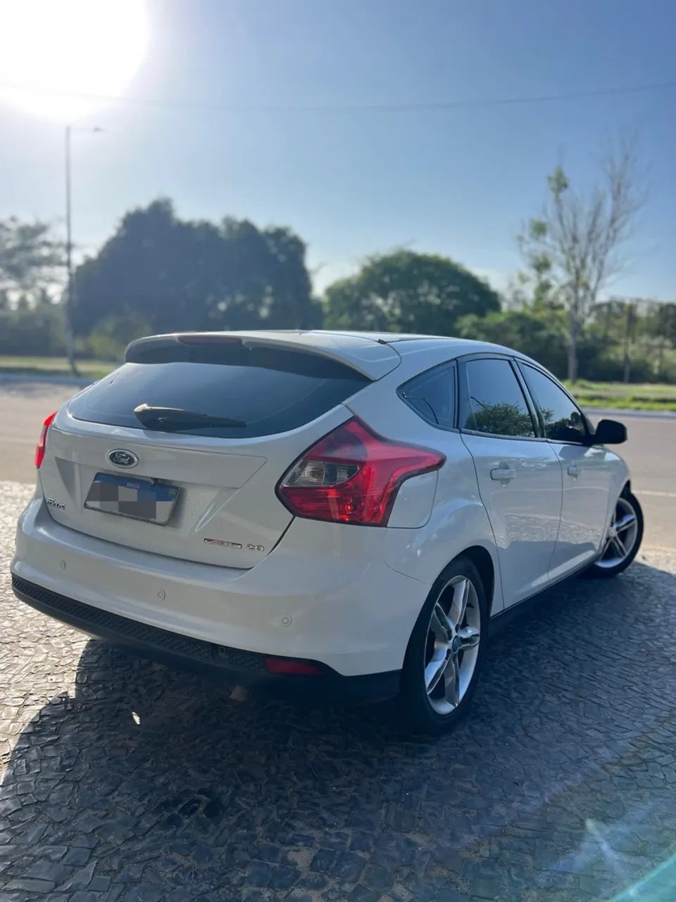 Ford Focus Focus 2.0 16V/SE/SE Plus Flex 5p Aut. 2014