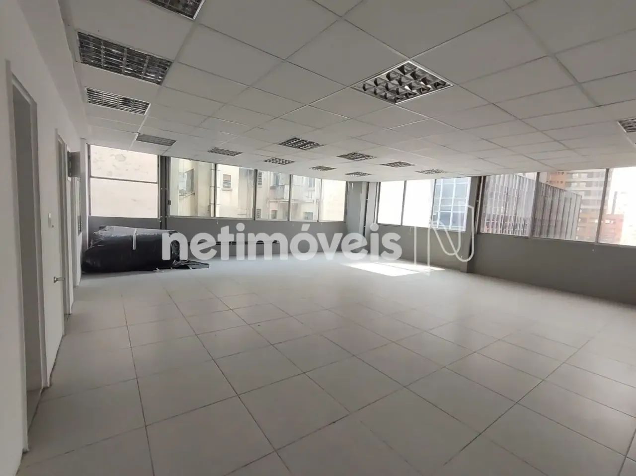 Conjunto Sala Comercial Locação República | 121m²; | 2 Salas | Edifício Galeria R. Monteir