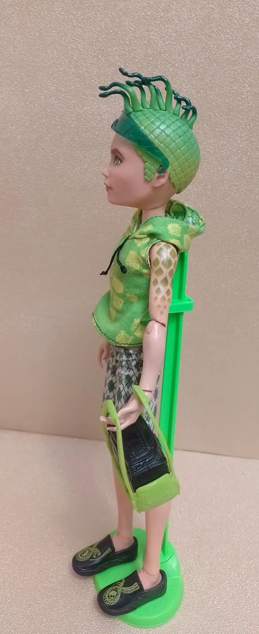 Boneco Monster High Deuce Gorgon Scaris - Foto 3