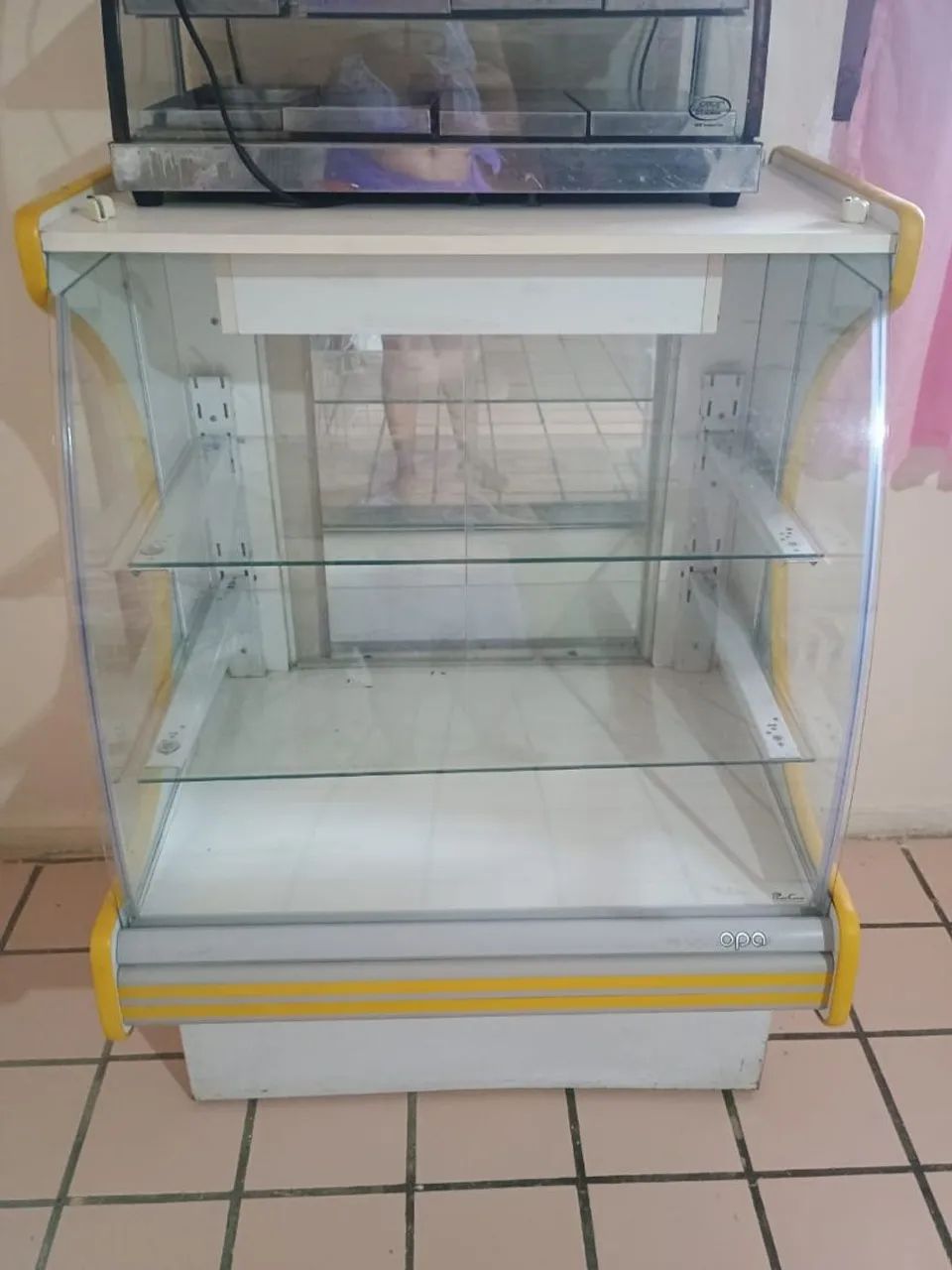 Balcão caixa para pão, bolo... 
