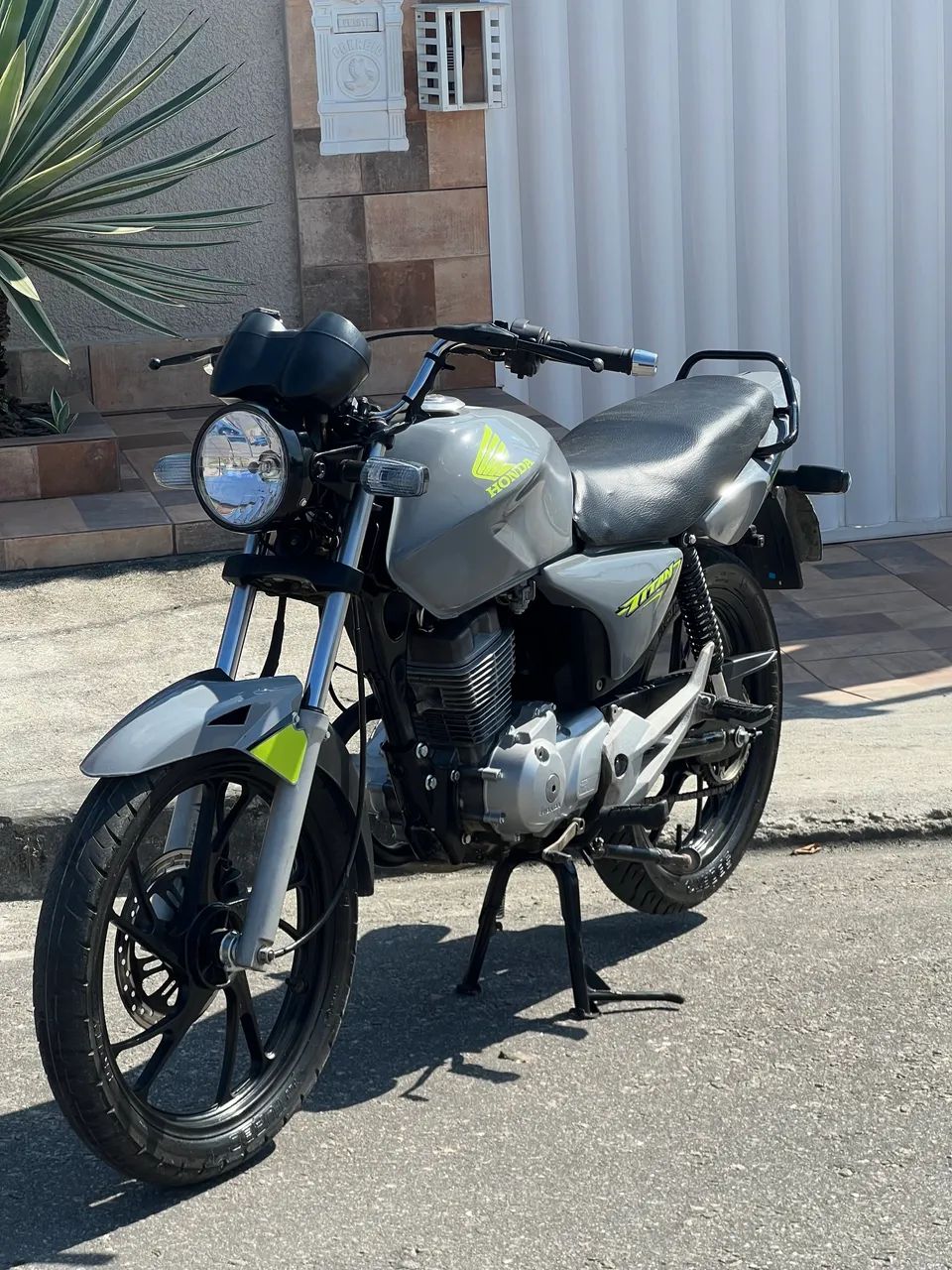 Titan 150 cg 