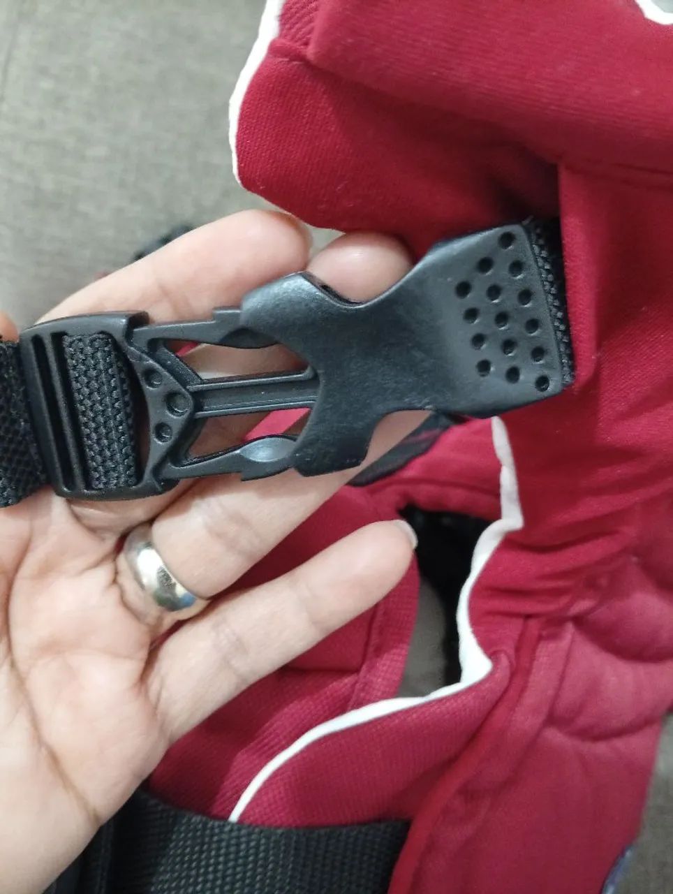 Canguru Ergonômico Chicco Soft & Dream Vermelho (Até 9kg) - Foto 3