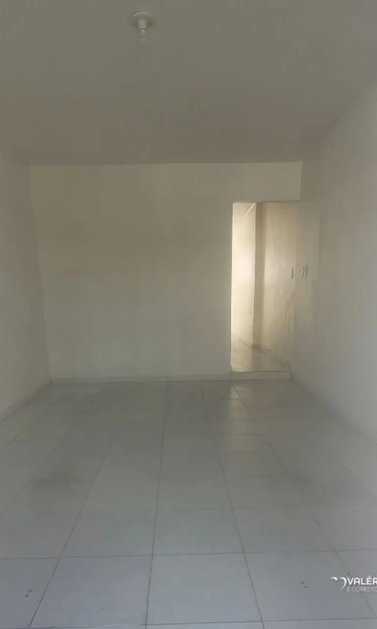 ÓTIMA CASA COM 02 QUARTOS, 01 VAGA !! - Foto 3