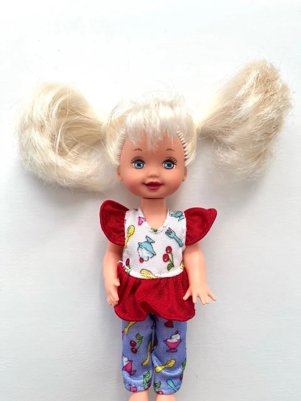Boneca Barbie Kelly Eatin? Fun - Foto 2