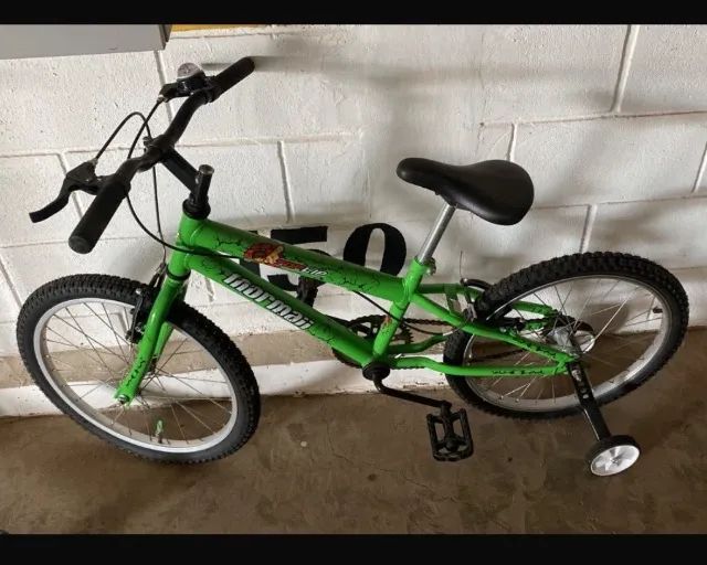 Bicicleta infantil semi-nova 