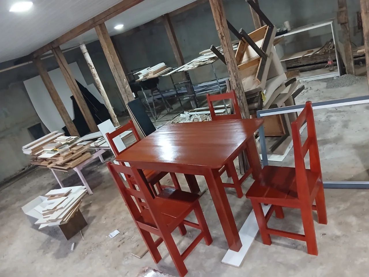 Mesa nova com 4 cadeiras  - Foto 2