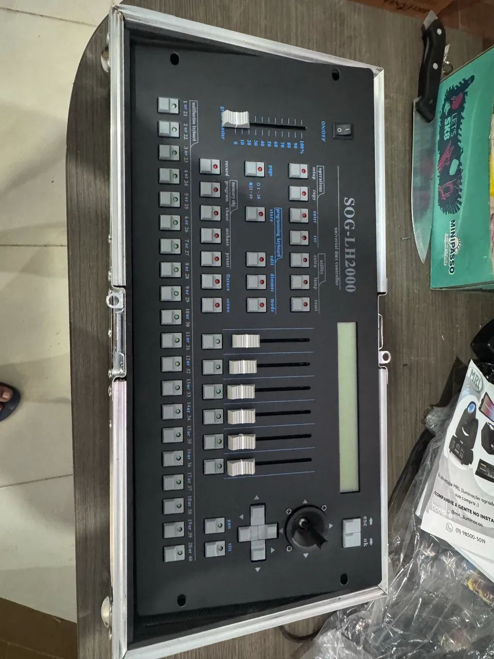 Mesa Dmx Pilot 2000 + Case Efeito De Luz Strobo - Foto 5