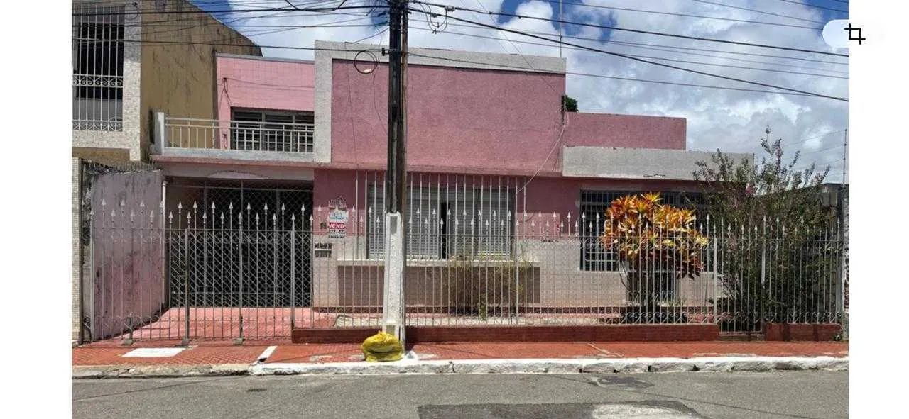 CASA EM RUA PÚBLICA - GETÚLIO VARGAS [57300]