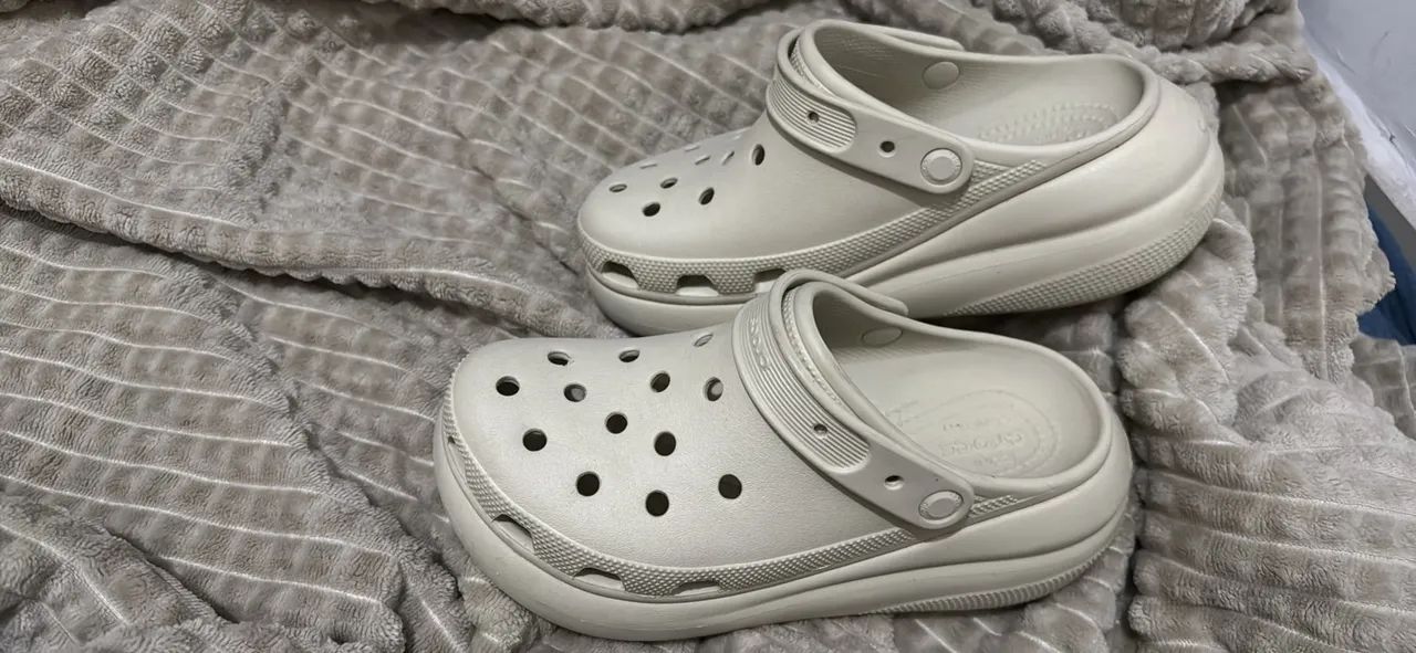 Crocs Plataforma Original TAM. 37 - Foto 2