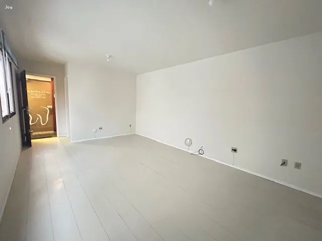 Sala Comercial para Venda em Nova Friburgo, Centro, 1 banheiro - Foto 4