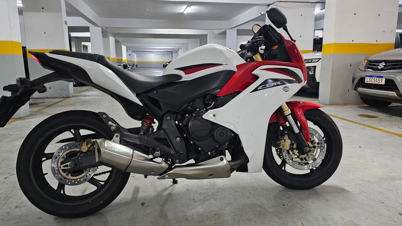 Cbr600f 2013 36km rodados  - Foto 4