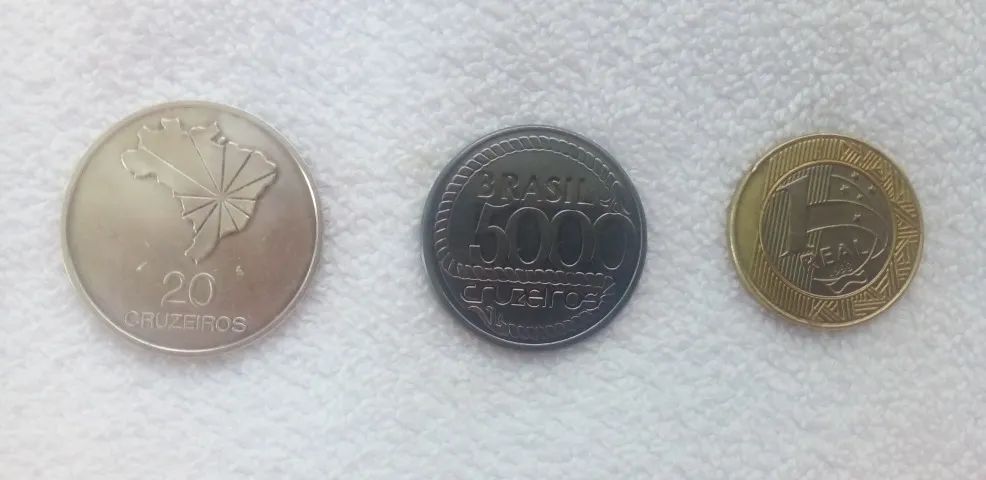 Moedas nacionais antigas. 