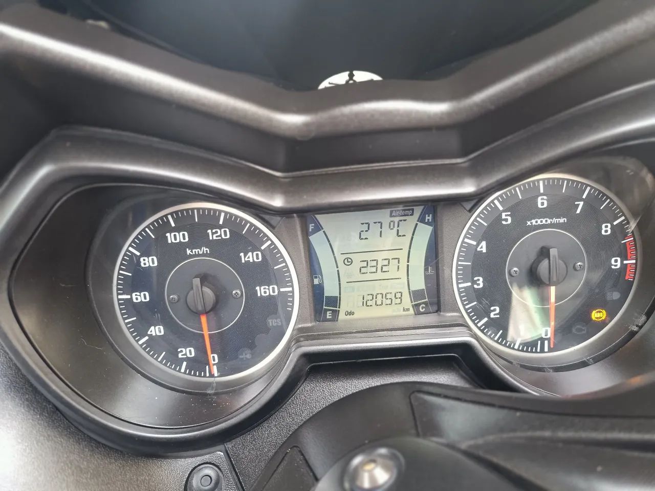 Xmax 12mil km - Foto 4