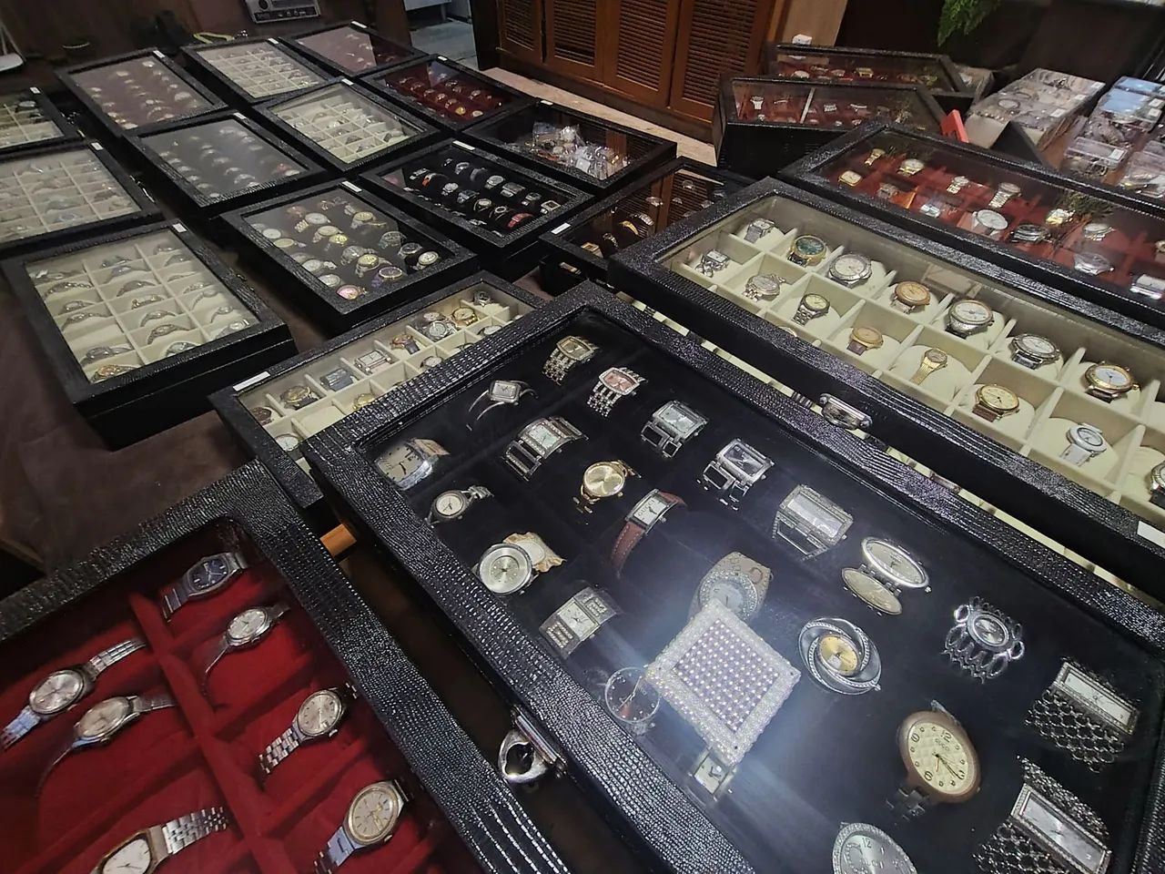 Grande coleção de relógios de pulso automático de bolso... - Foto 2