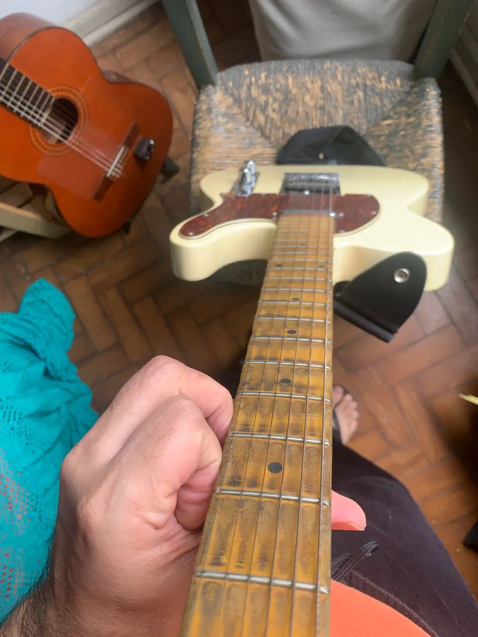 Guitarra Escalopada  - Foto 3