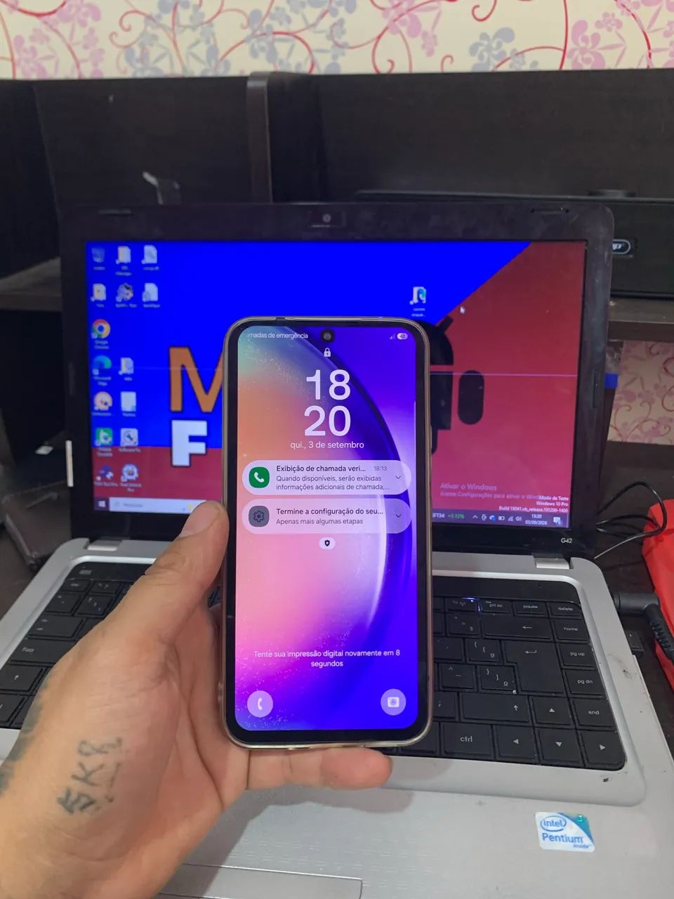 Galaxy a54 128gb semi novo  - Foto 2