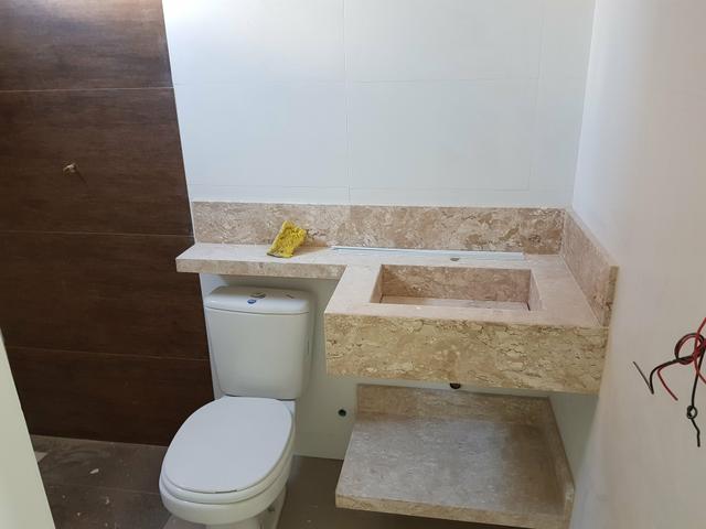Casa 3 qtos Vicente Pires só 420 mil Ernani Nunes