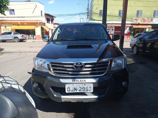 TOYOTA HILUX CD 4×4 AUTOMATICA SRV 2014 Completa - Foto 2