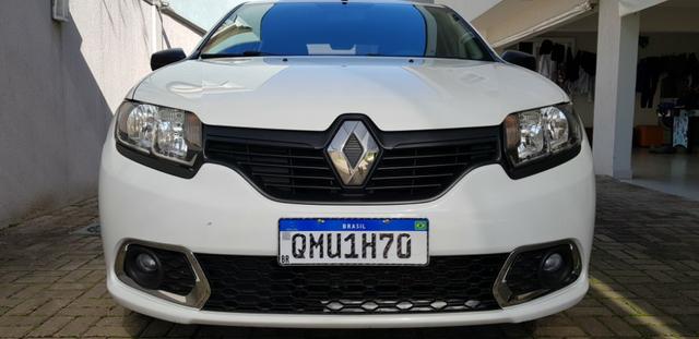 Renaut Sandero Authentique Flex 1.0 2018 a baixo da Fipe