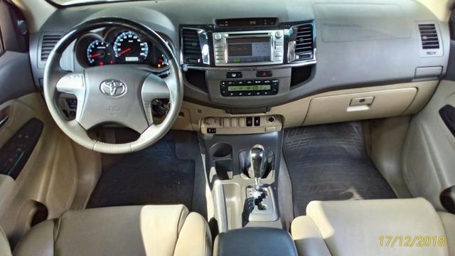 Toyota Hilux Sw4 3.0 4x4 Diesel 2013 -5 Lugares - Foto 3