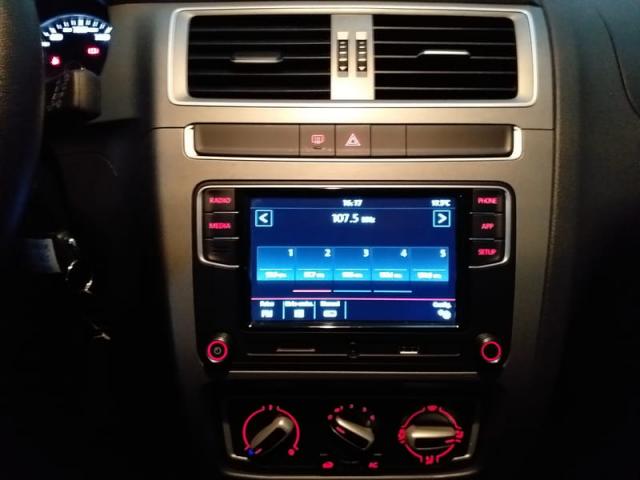 VOLKSWAGEN FOX 1.6 MSI TOTAL FLEX XTREME 4P MANUAL 2018 - Foto 7