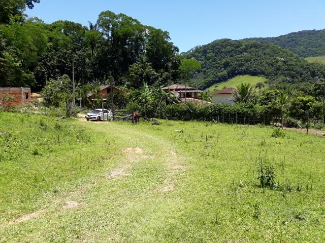 Em vestimento imperdível - Foto 13