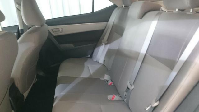 Corolla GLi Prata 1.8 Aut 2017 - Foto 9