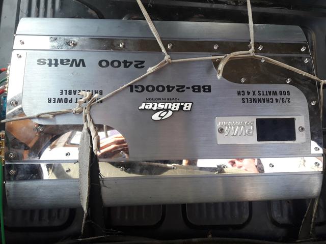 Caixa com alto falante de 15 mais o modulo b buster 600$ - Foto 3