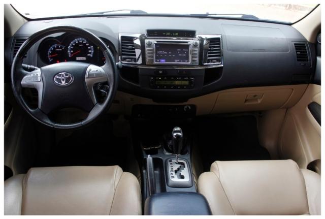 Toyota Hilux Sw4 SRV 4x4 4P - Foto 7