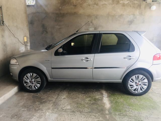 Palio ELX 1.8 4P completo 2010