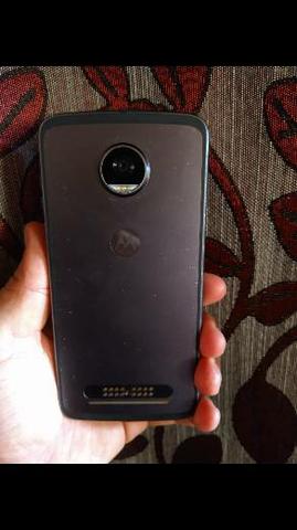 Moto Z2 Play