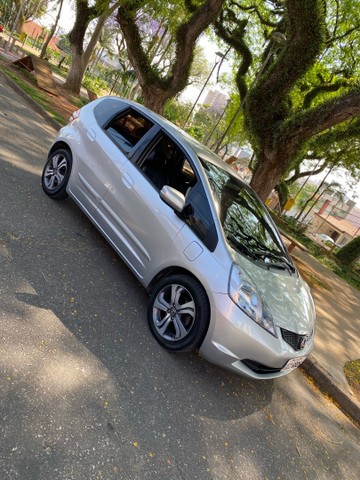 HONDA FIT AUTOMÁTICO