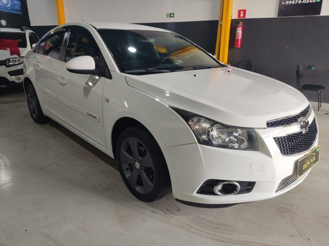 CRUZE 1.8 LT AUTOMÁTICO