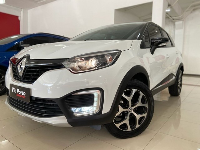 RENAULT CAPTUR INTENSE 1.6 FLEX AUT 4P