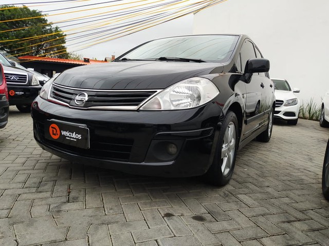 NISSAN TIIDA 1.8 S
